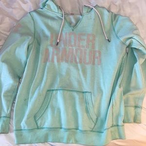 WOMENS UNDER ARMOUR HOODIE